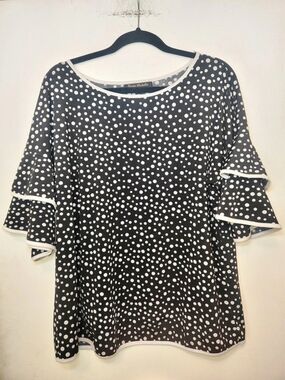 Ryan Michelle Polka Dot Bell Sleeve Blouse in Black & White Size 1X Like New